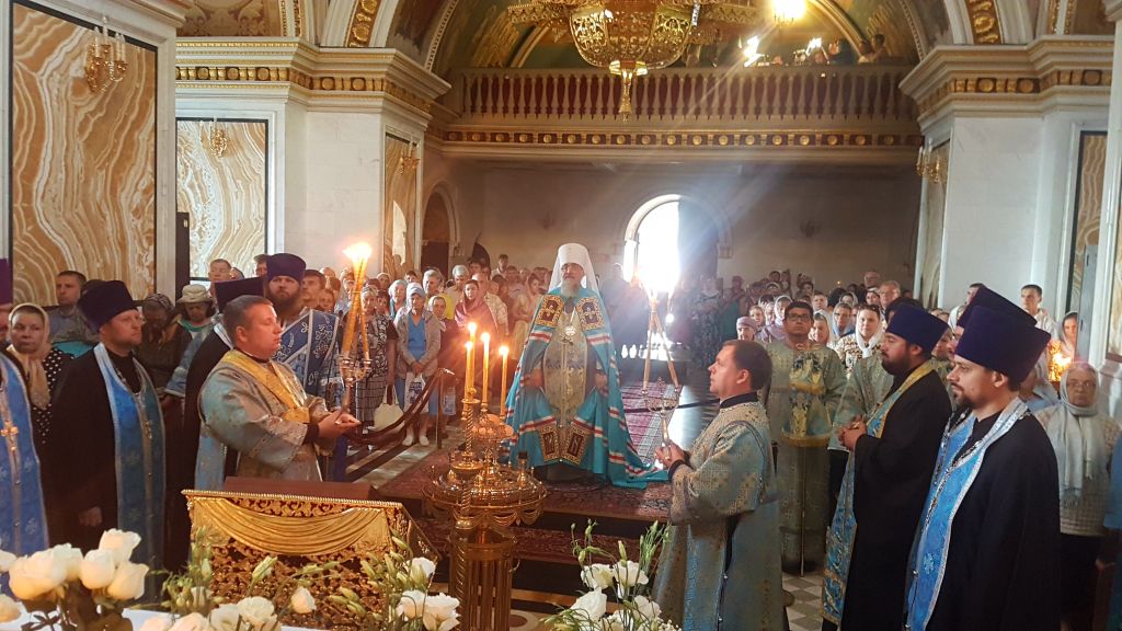Служение митрополита Никона накануне праздника Успения Пресвятой Богородицы