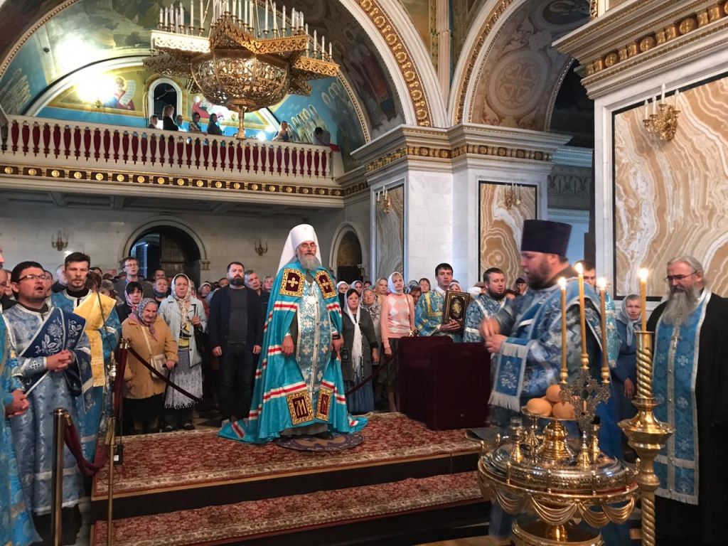 Служение митр.Никона накануне праздника Успения Пресвятой Богородицы