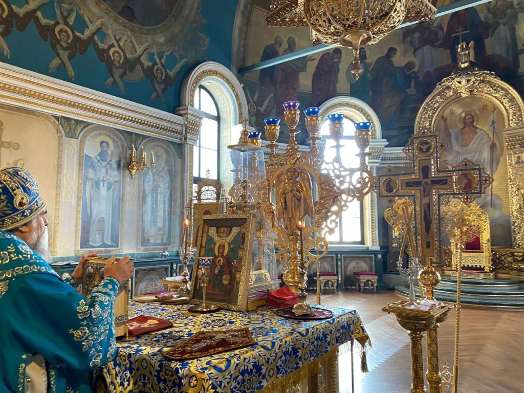 Служение митр.Никона в праздник Благовещения Пресвятой Богородицы