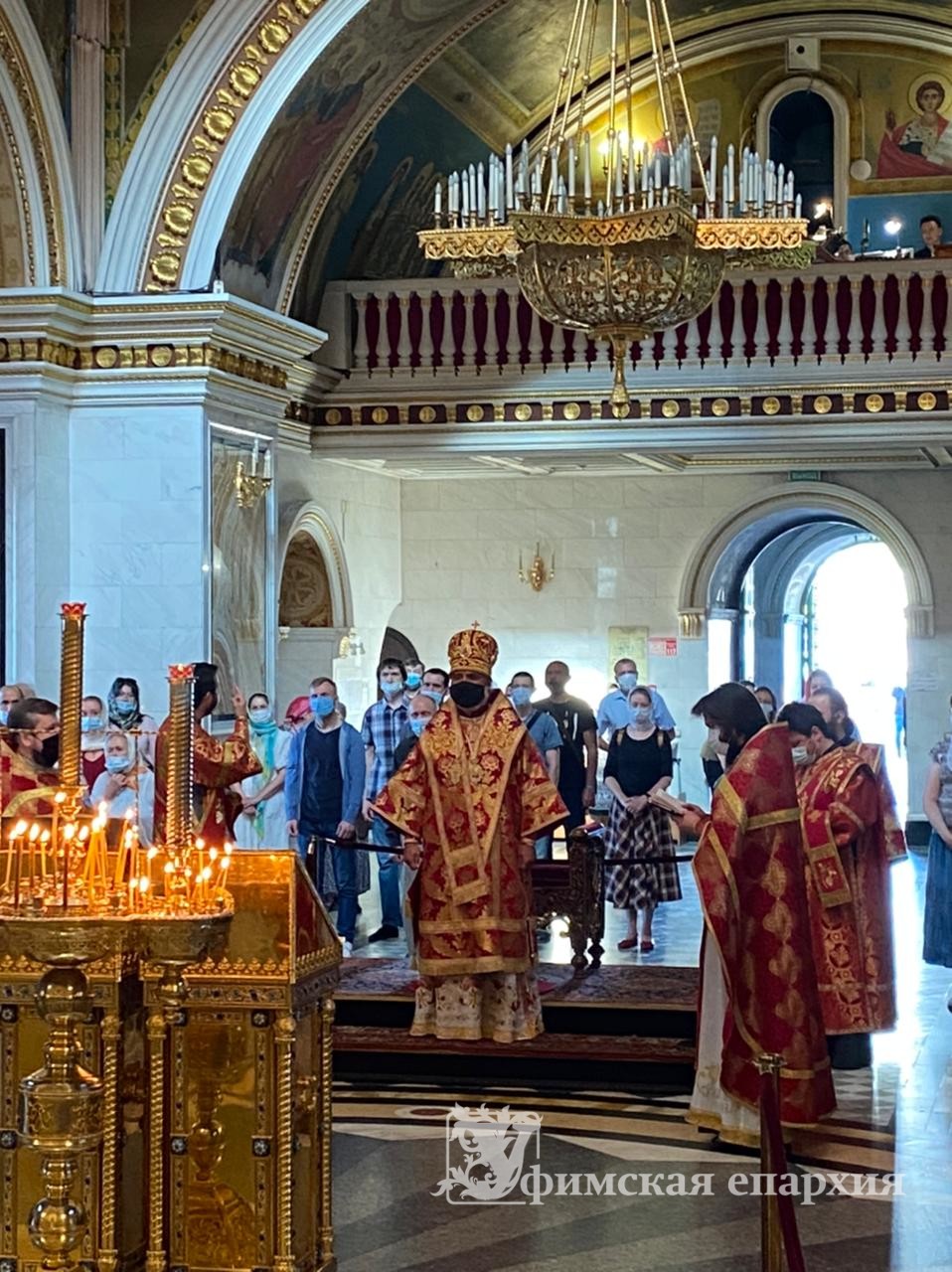 Архиерейское служение в день Жен-мироносиц: фото 9