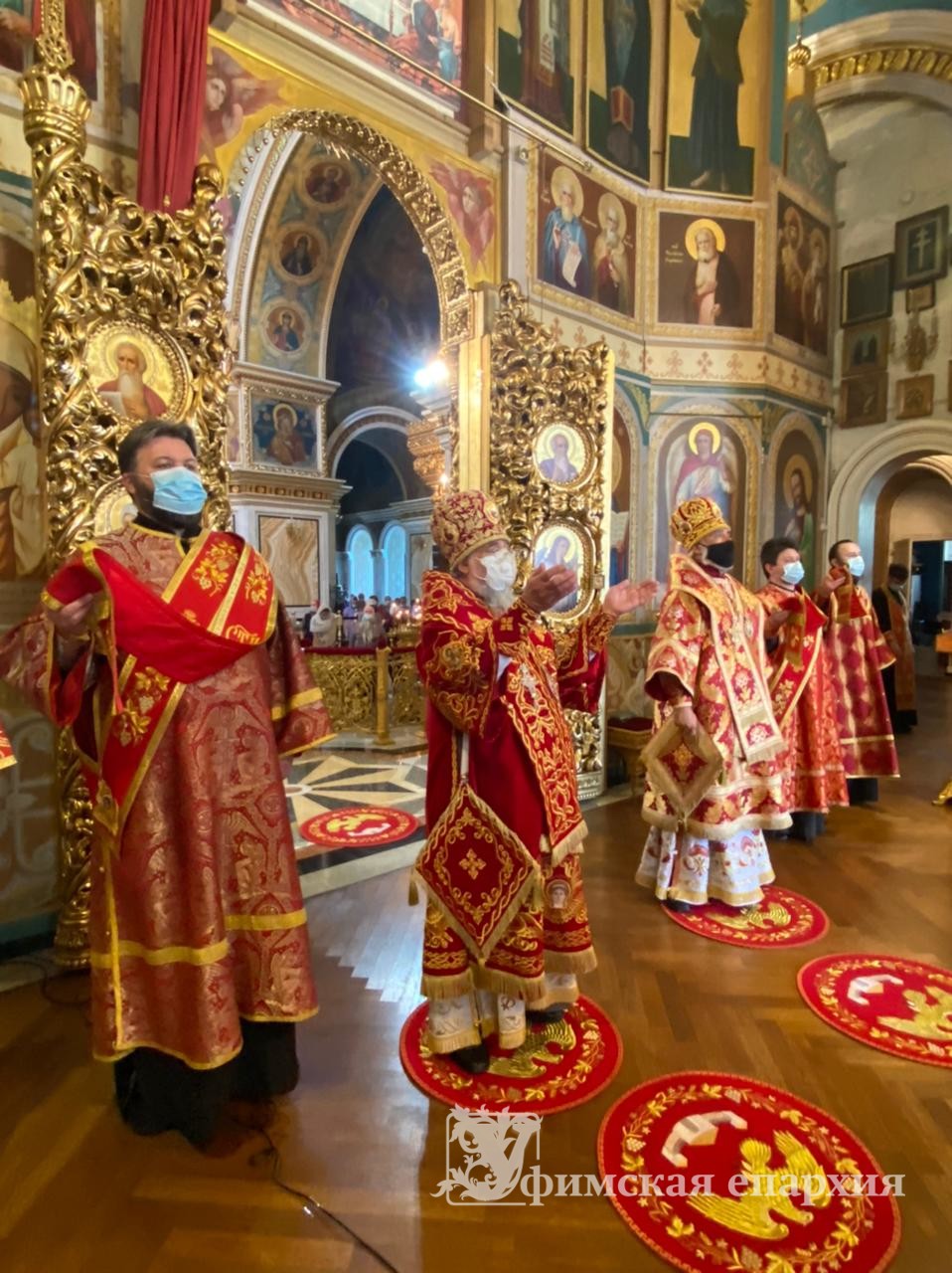Архиерейское служение в день Жен-мироносиц: фото 12