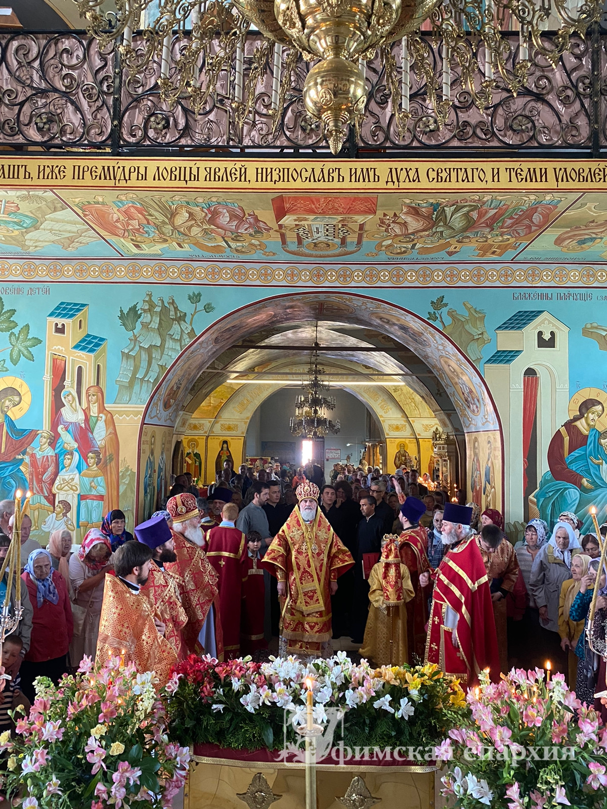 Служение митр.Никона в праздник Перенесения мощей святителя Николая Чудотворца: фото 14