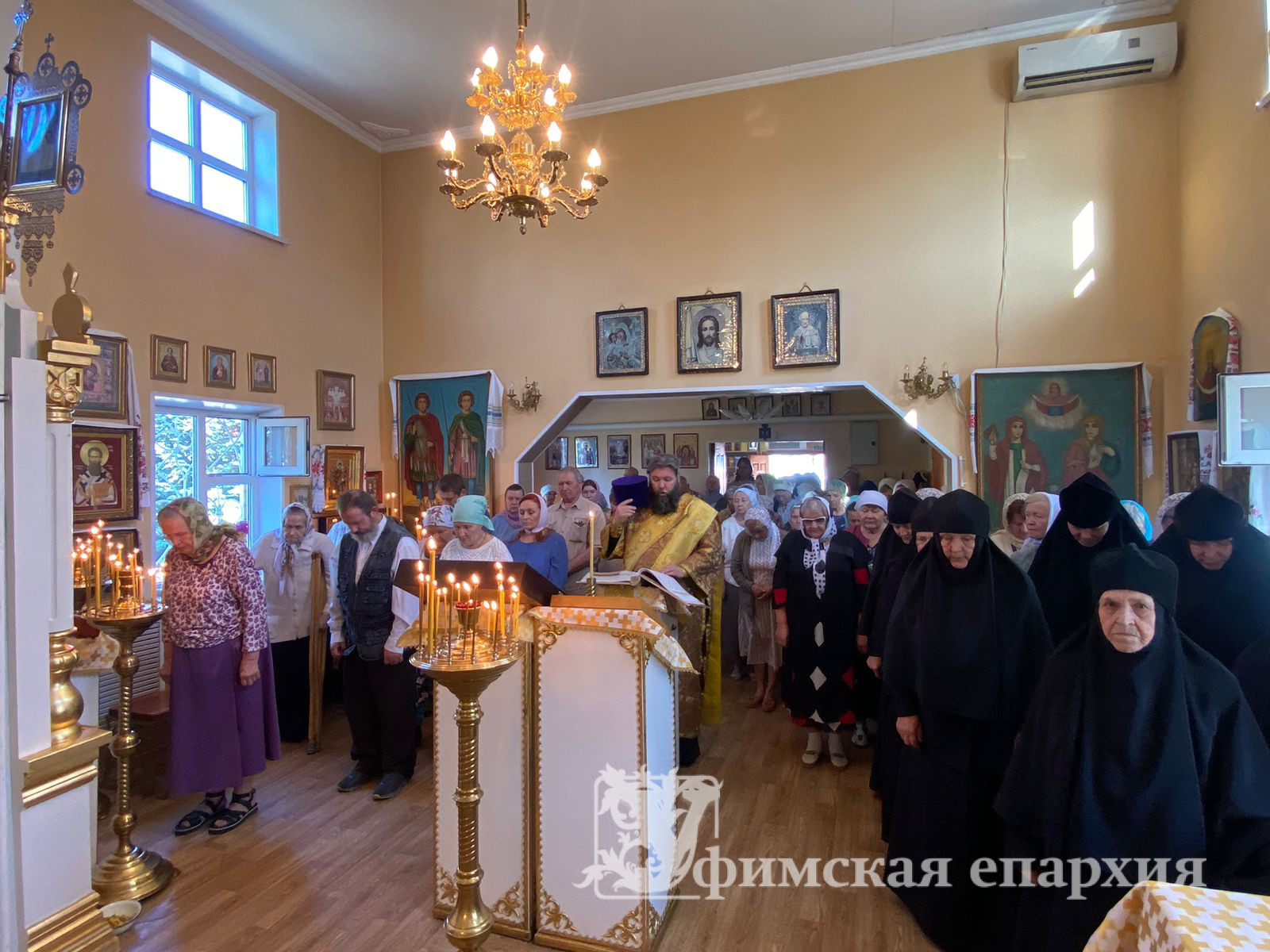 Служение митр.Никона в Неделю 7-ю по Пятидесятнице: фото 3