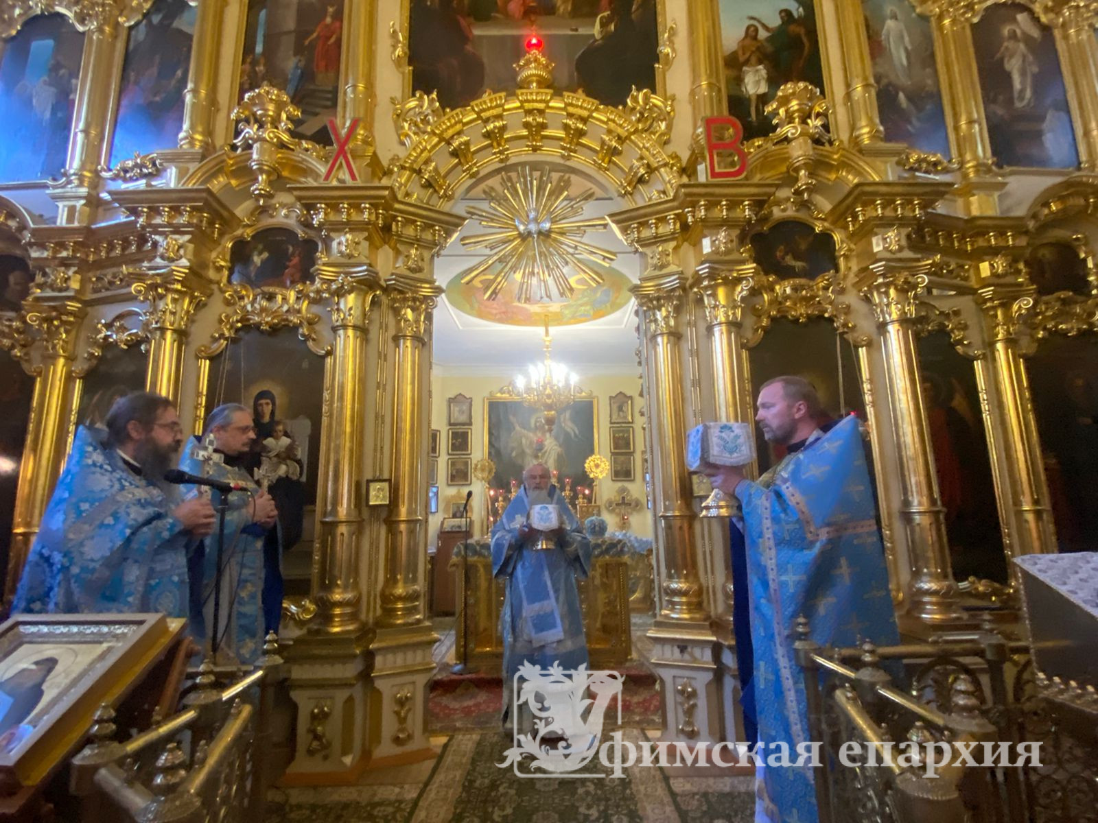 Служение митр.Никона в праздник иконы Божией Матери «Троеручица»: фото 3