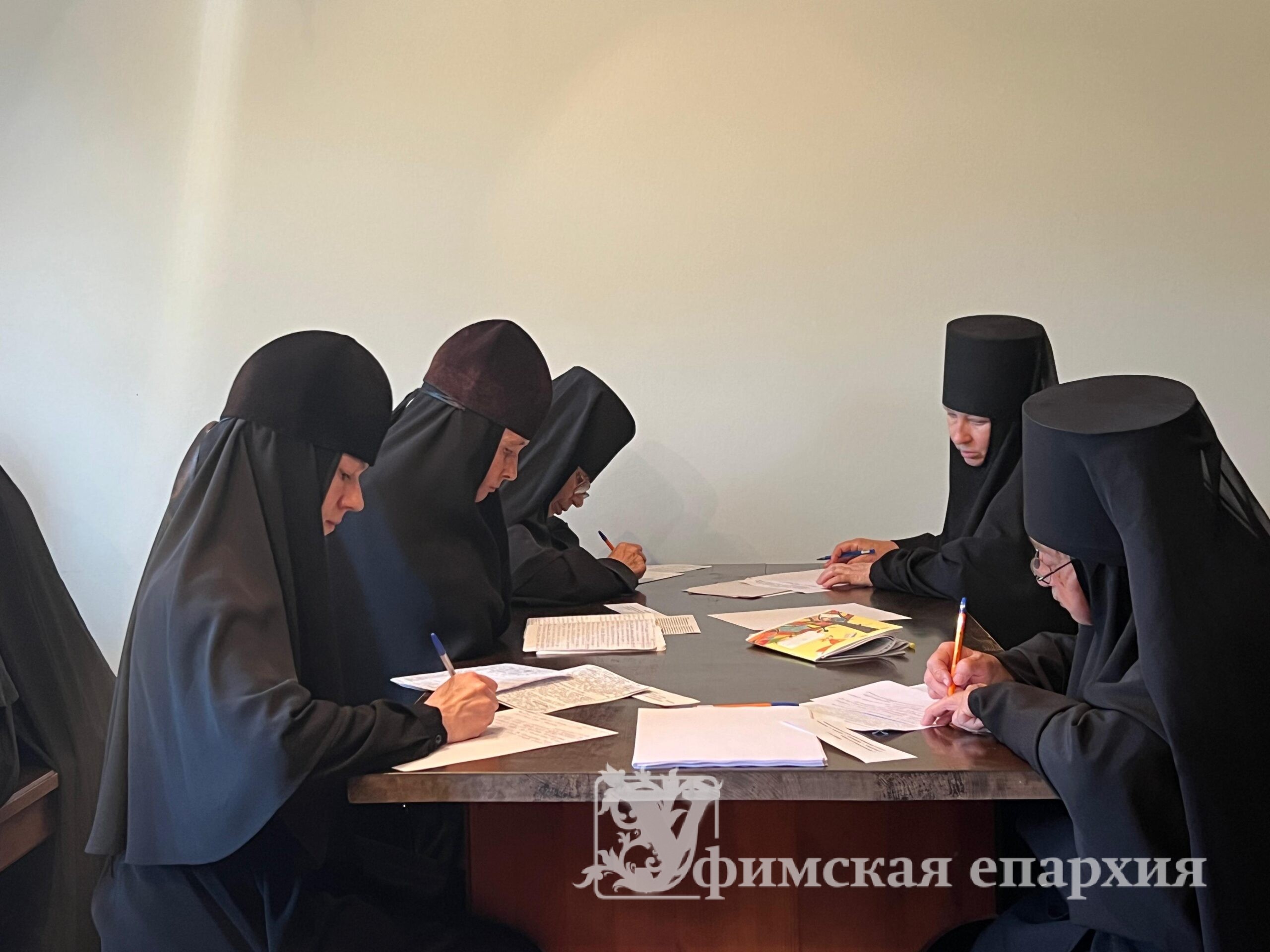 Итоговая аттестация монашествующих Митрополии по предмету «История монашества и аскетики»: фото 9