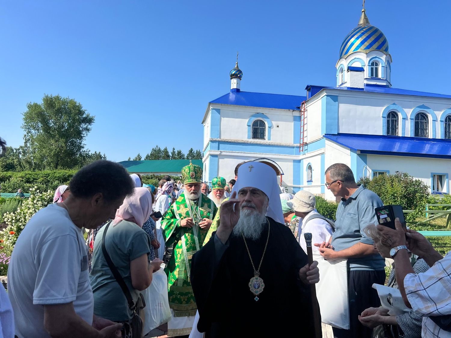 Архиерейское богослужение в День Святого Духа: фото 4