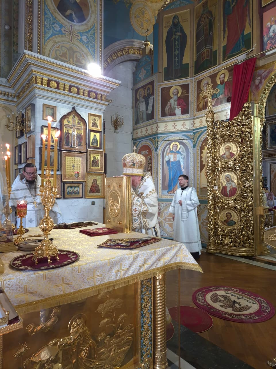 Служение митрополита Никона в праздник Преображения Господня: фото 1
