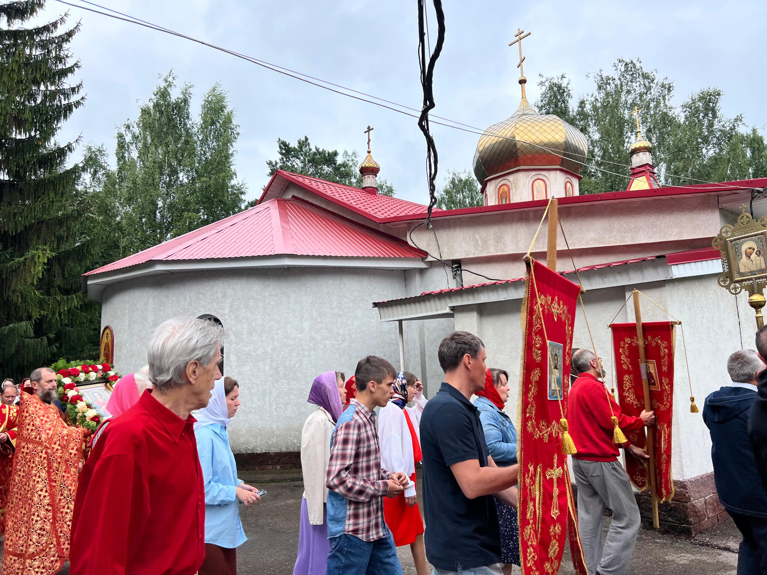 Митрополит Никон возглавил престольный праздник Пантелеимоновского храма г. Уфы: фото 6