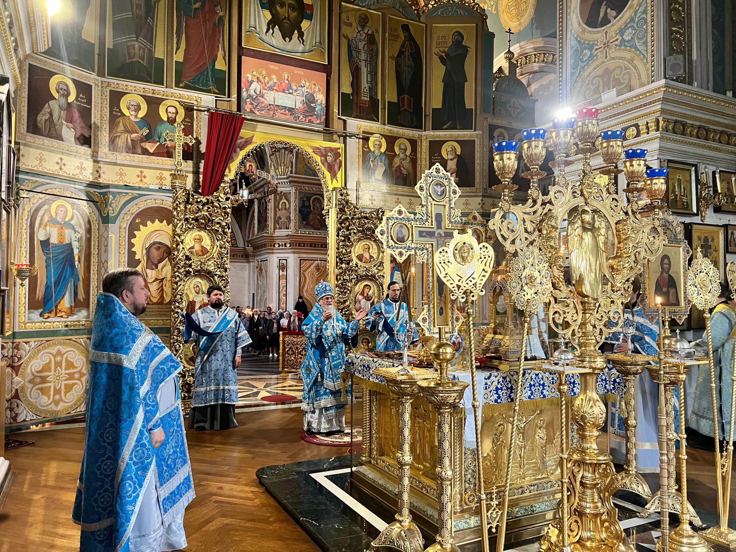 Служение митрополита Никона в праздник Успения Пресвятой Богородицы: фото 2