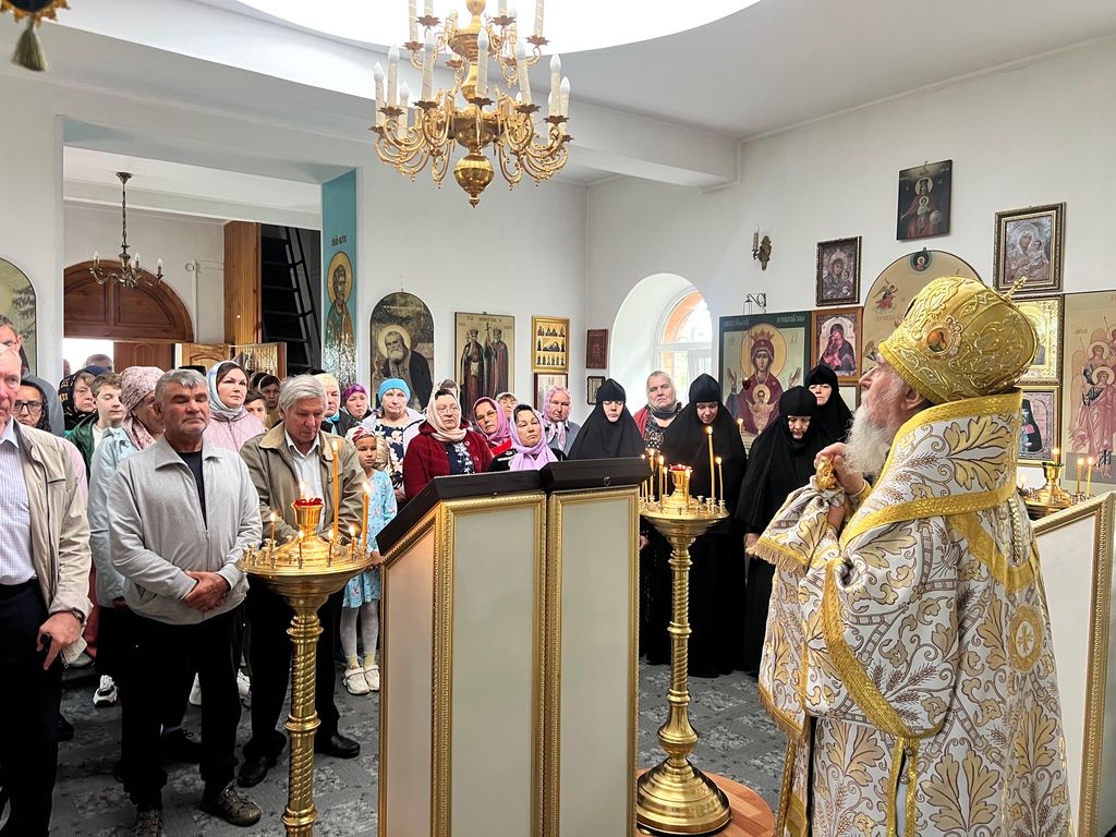 Служение митрополита Никона в Неделю 12-ю по Пятидесятнице: фото 6