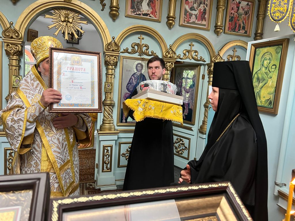 Служение митрополита Никона в Неделю 12-ю по Пятидесятнице: фото 7