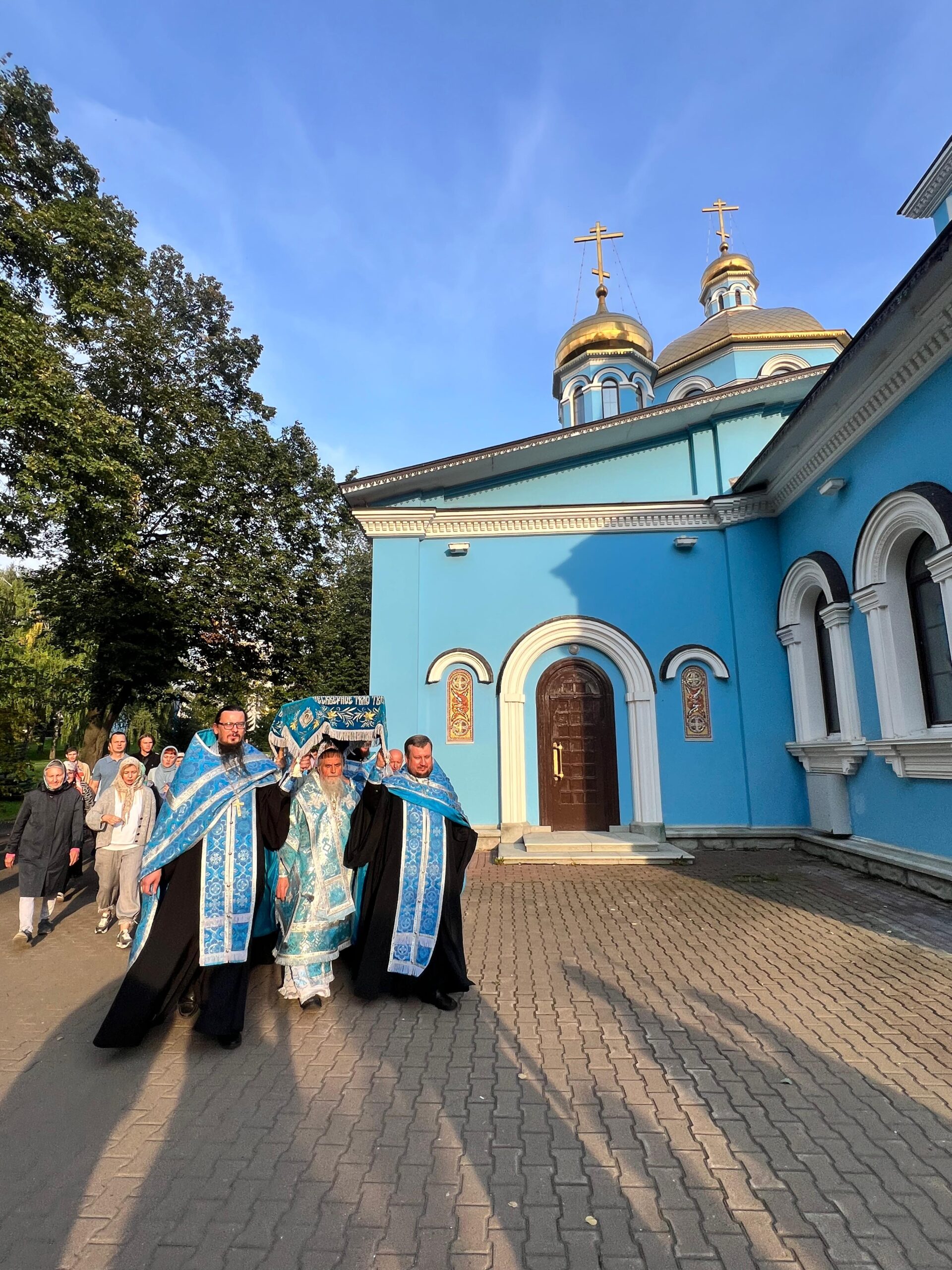 Митрополит Никон возглавил Чин погребения Божией Матери